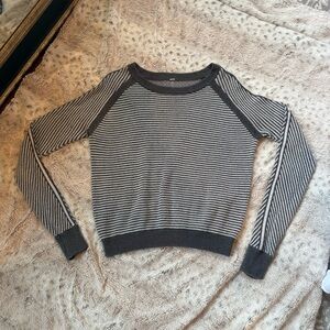 Lululemon sweater